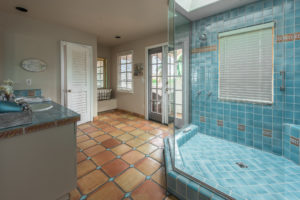 The Chatham Suite Bath - Kate Stanton BB Encinitas, CA