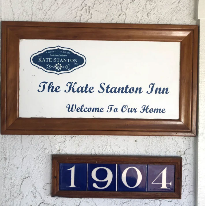 The Kate Station Inn welcome signage